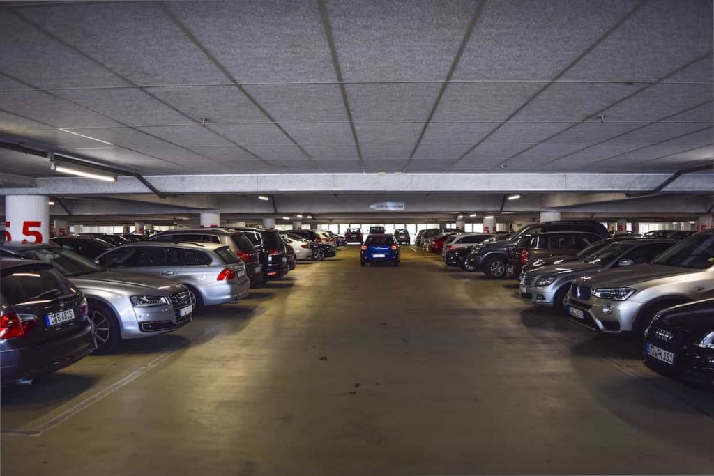 Garaje o parking comunitario